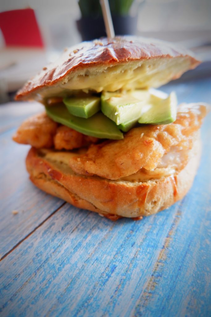 Crispy Shrimp Burger in avocadobun with mango